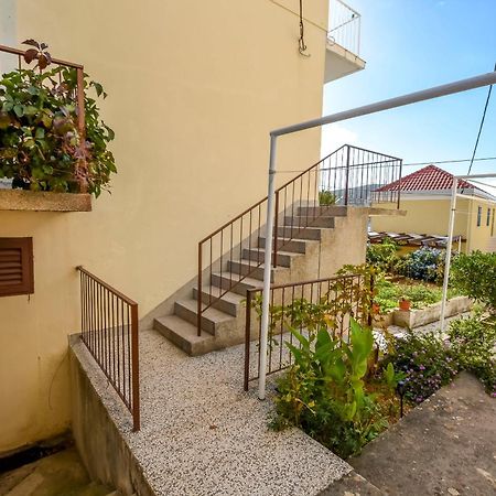 Apartments Guzela Primošten Eksteriør billede
